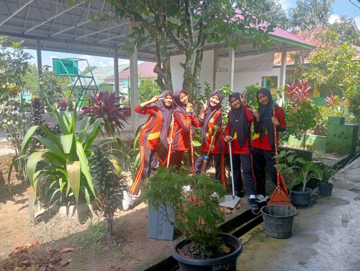 Lingkungan Bersih Tertata Rapi,Siap Laksanakan Asesmen Sumatif Akhir Tahun 2026 Lingkungan Bersih Tertata Rapi,Siap Laksanakan Asesmen Sumatif Akhir Tahun 2026