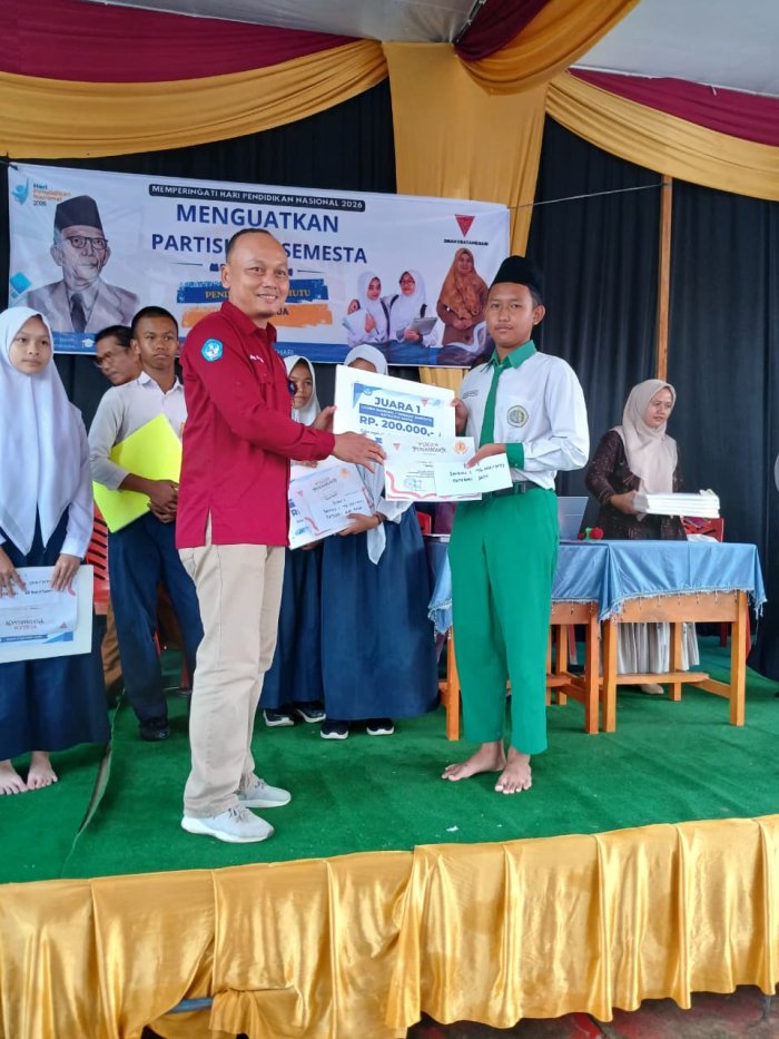 Kafka Arliansyah Alvaro Sabet Juara Ranking Satu Sains, Harumkan Nama MTsN 4 Batang Hari di Hardiknas 2026