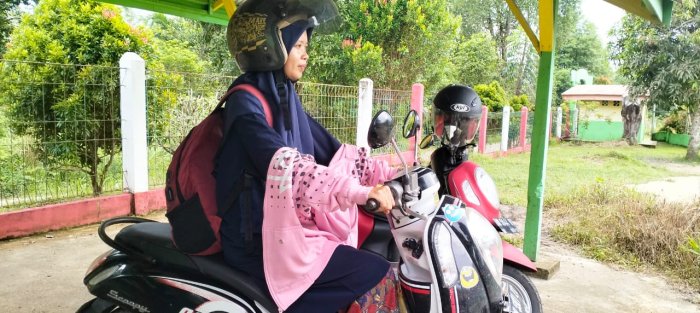 Guru Muda MTsN 4 Batang Hari Sambut Fullday dengan Sukacita, Demi Waktu berkumpul Bersama Keluarga Guru Muda MTsN 4 Batang Hari Sambut Fullday dengan Sukacita, Demi Waktu berkumpul Bersama Keluarga