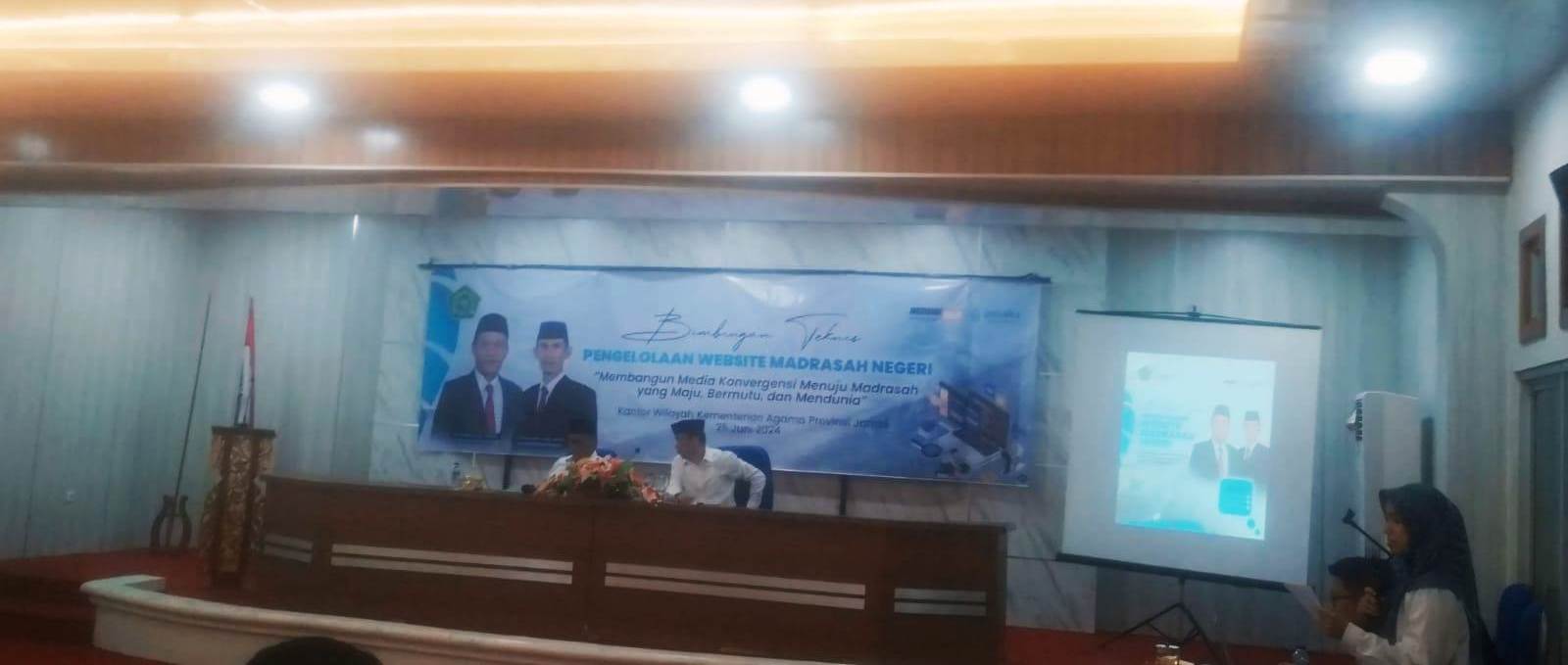 INI DIA, CARA MTSN 4 BATANG HARI DALAM MEMBANGUN MEDIA KONVERGENSI MENUJU MADRASAH YANG MAJU DAN BERMUTU