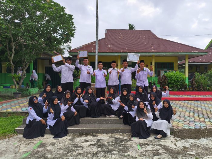 Satu hati satu tujuan, kekompakan GTK MTsN 4 Batang hari jadi kunci kemajuan Madrasah