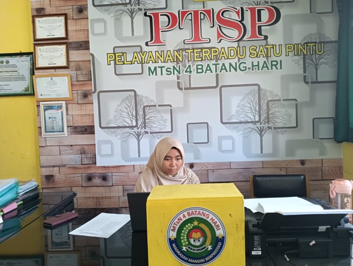 Sekretaris ASAS 2025–2026, Havizhah, S.Pd Siapkan Administrasi Asesmen Sumatif Akhir Semester Sekretaris ASAS 2025–2026, Havizhah, S.Pd Siapkan Administrasi Asesmen Sumatif Akhir Semester