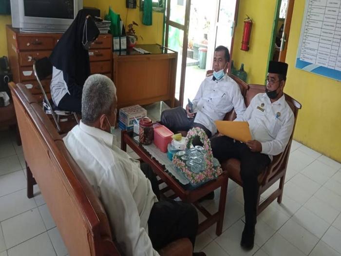 MTsN 4 BATANG HARI DI KUNJUNGI OLEH KASI BIDANG PENDIDIKAN MADRASAH DAN KASI BIMAS KEMENTERIAN AGAMA KABUPATEN BATANG HARI 