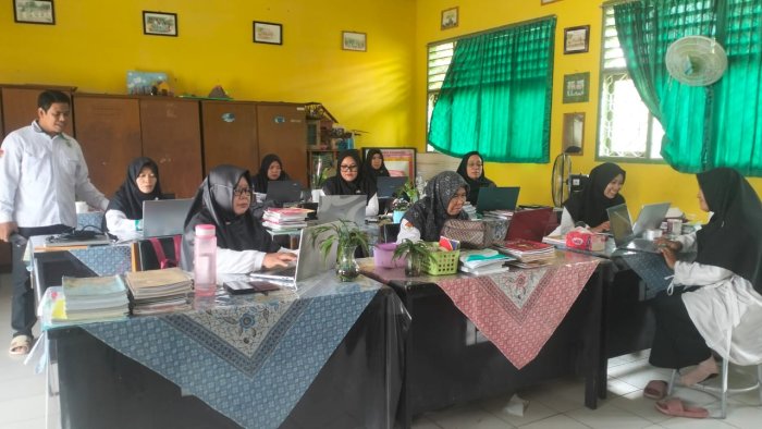 SRIKANDI Kementerian Agama memacu Digitalisasi MTsN 4 Batang Hari