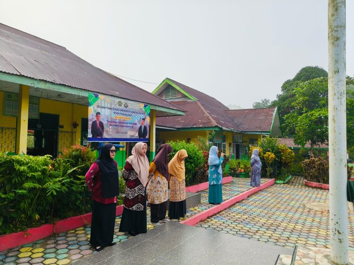 Apel Pagi Kamis: Tekankan Syukur, Kesiapan Ujian, dan Disiplin Siswa