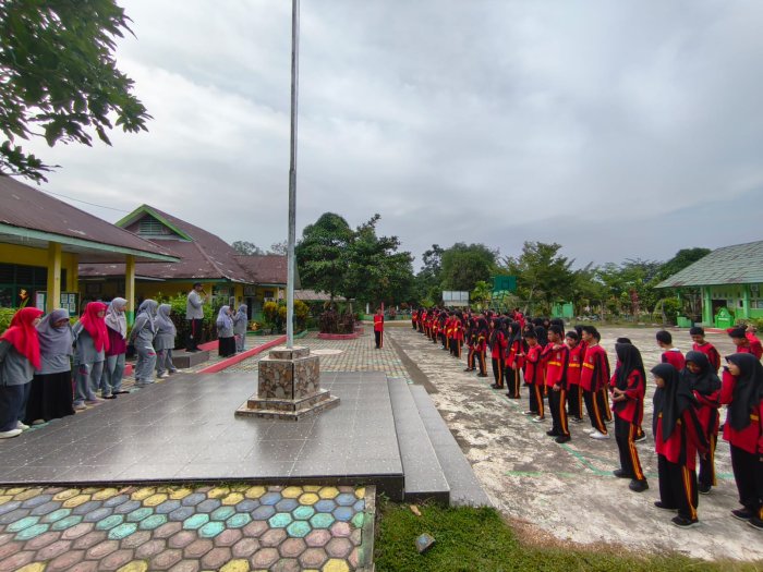 Apel Pagi  Sebelum Senam Bersama,Penuh Dengan Motivasi