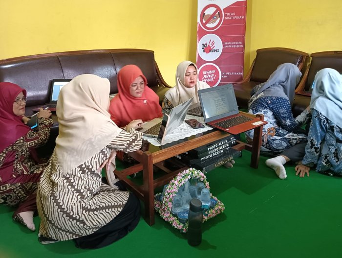 Satukan Persepsi, Kuatkan Kolaborasi, Pembina MTsN 4 Batang Hari Mantapkan Arah Program Kerja Satukan Persepsi, Kuatkan Kolaborasi, Pembina MTsN 4 Batang Hari Mantapkan Arah Program Kerja