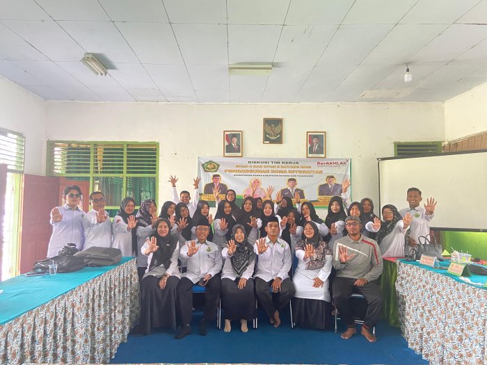 MTsN 5 Batanghari Lakukan Kunjungan Kerja ke MTsN 4 Batanghari MTsN 5 Batanghari Lakukan Kunjungan Kerja ke MTsN 4 Batanghari