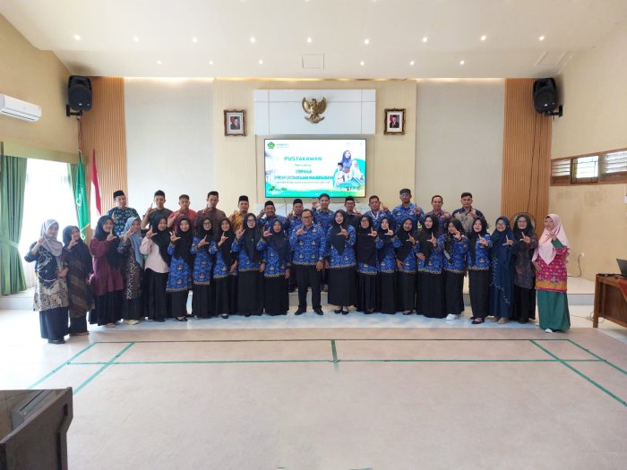 Perkuat Literasi Madrasah, Kepala Perpustakaan MTsN 4 Batang Hari Hadiri Rakor Pustakawan Kemenag Perkuat Literasi Madrasah, Kepala Perpustakaan MTsN 4 Batang Hari Hadiri Rakor Pustakawan Kemenag