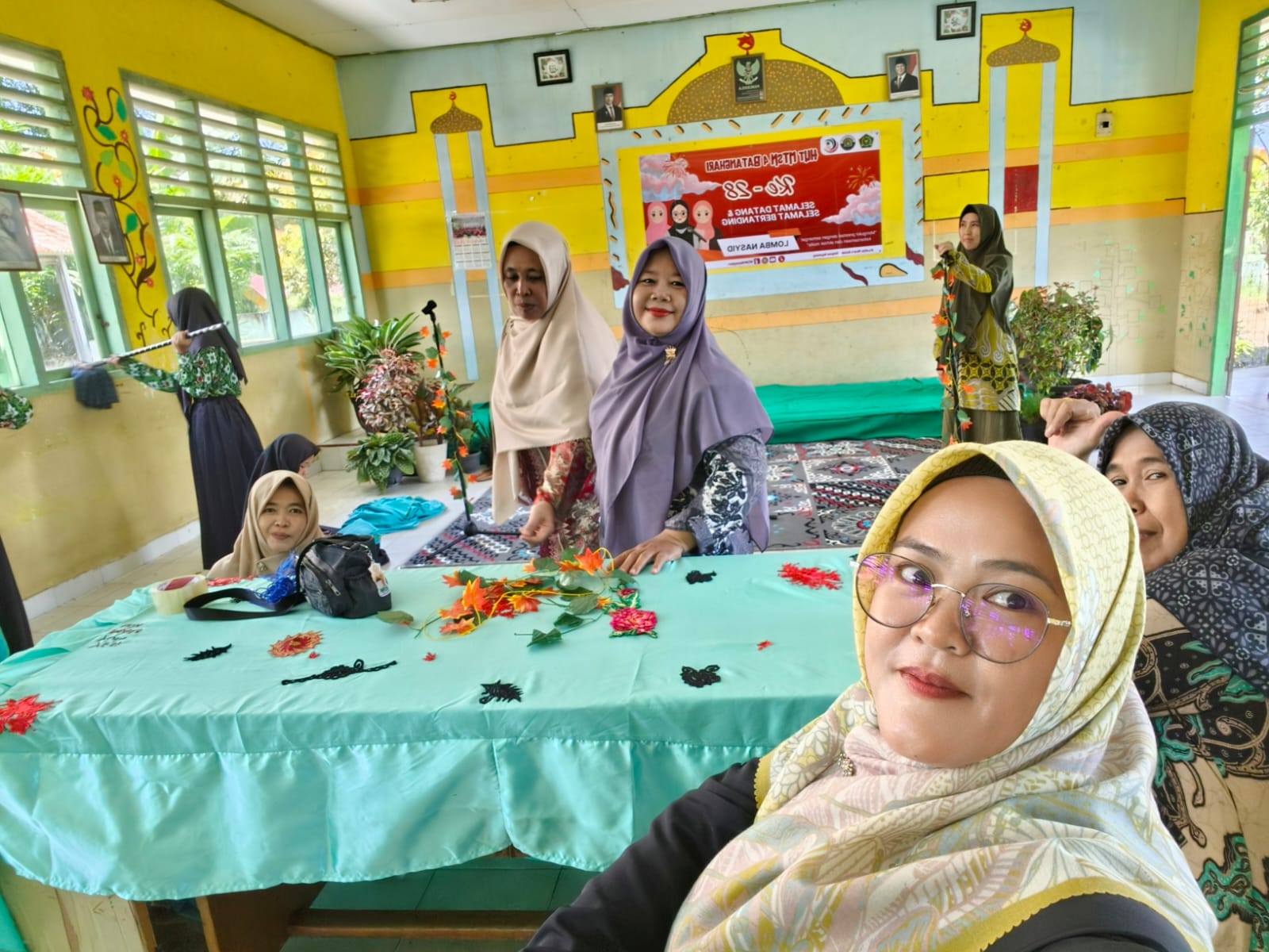 Kerja Sama Persiapan Lomba HUT MTS