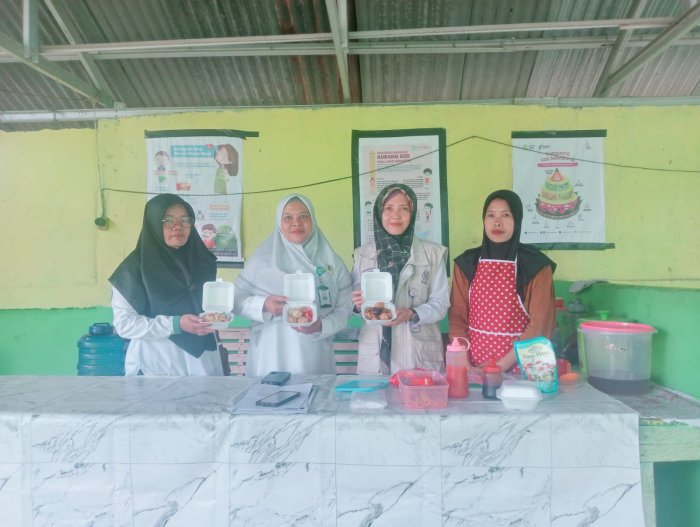 Tim Produk Halal Tinjau Makanan Kantin MTsN 4 Batanghari untuk Proses Sertifikasi Halal Tim Produk Halal Tinjau Makanan Kantin MTsN 4 Batanghari untuk Proses Sertifikasi Halal