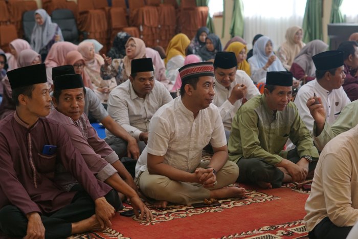 KAUR TU MTsN 4 Batang Hari Hadiri Pengajian Dalam Rangka Menyongsong Bulan Ramadhan