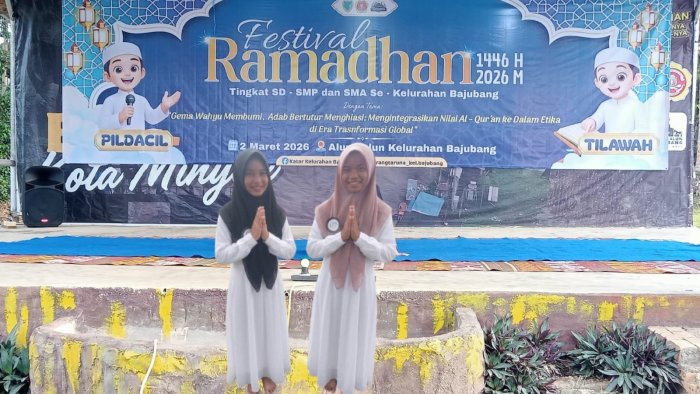 Dua Siswi MTsN 4 Batanghari Tampil Di Festival Ramadhan Dua Siswi MTsN 4 Batanghari Tampil Di Festival Ramadhan
