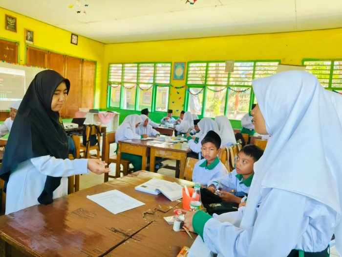 Inovatif dan Interaktif, Uji Kinerja PPG Havizhah, S.Pd Hidupkan Materi IPA di Kelas 7B