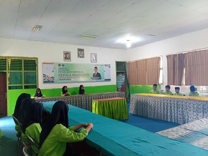 OSIM MTsN 4 Batanghari Mantapkan Langkah Evaluasi MATAMUDA Persiapan Semarak HUT RI & Regenerasi Kepemimpinan 2026–2027 OSIM MTsN 4 Batanghari Mantapkan Langkah Evaluasi MATAMUDA Persiapan Semarak HUT RI & Regenerasi Kepemimpinan 2026–2027