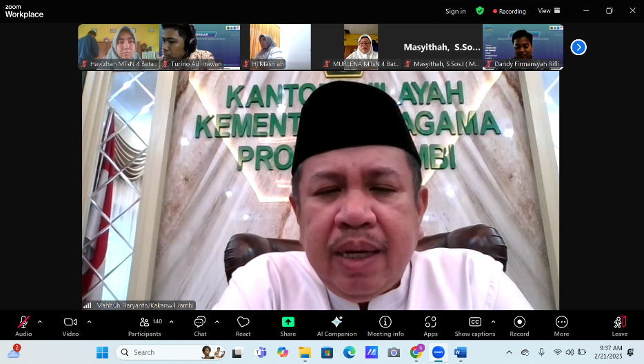 Kepala MTs N 4 Batanghari dan Guru MIPA Ikuti Seminar Peningkatan Kompetensi dalam Era Teknologi dan Inovasi