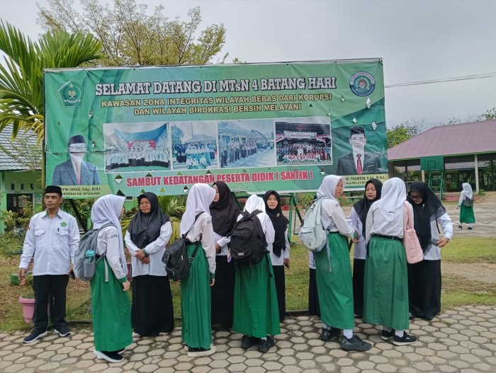 Semangat Baru Pasca Idul Fitri, Madrasah Sambut Peserta Didik dengan Penuh Kehangatan