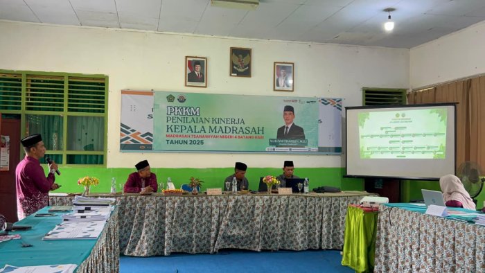PKKM 2025 Berlangsung Khidmat, Kepala Madrasah Tampilkan Capaian, Inovasi, dan Arah Pengembangan MTsN 4 Batanghari