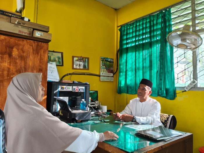 Perkuat Literasi, Ciptakan Inovasi: Diskusi Strategis Pimpinan MTsN 4 Batang Hari dan Ketua AP SARISATA