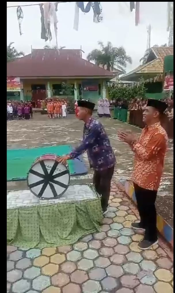 Ketua Komite Turut Hadir Acara HUT ke-28 MTsN 4 BATANGHARI