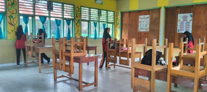 Kelas 7A Bersih dan Rapi Sambut Penerimaan Rapor Semester Genap