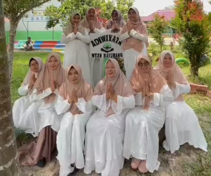 Iedul Fithri Diungkapkan dengan saling bermaafan Iedul Fithri Diungkapkan dengan saling bermaafan