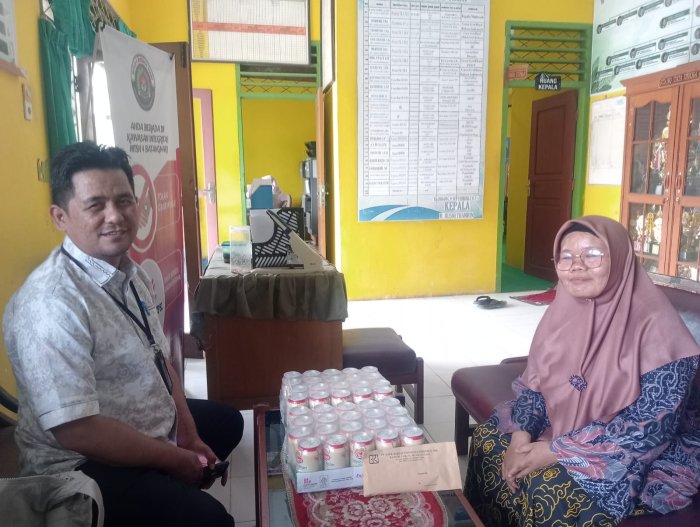 Wakasis MTsN 4 Batanghari Terima Kunjungan Staf Bank BRI untuk Dukungan HUT ke-29