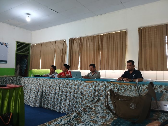 Kepala TU MTsN 4 Batang Hari Sosialisasikan Ketentuan Cuti bagi PNS dan PPPK