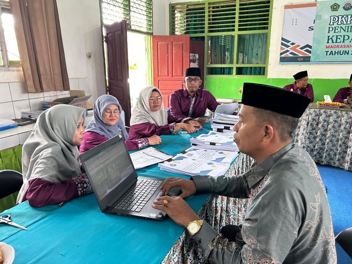 MTsN 4 Batanghari Laksanakan PKKM  Pengawas Madrasah Langsung Melakukan Penilaian