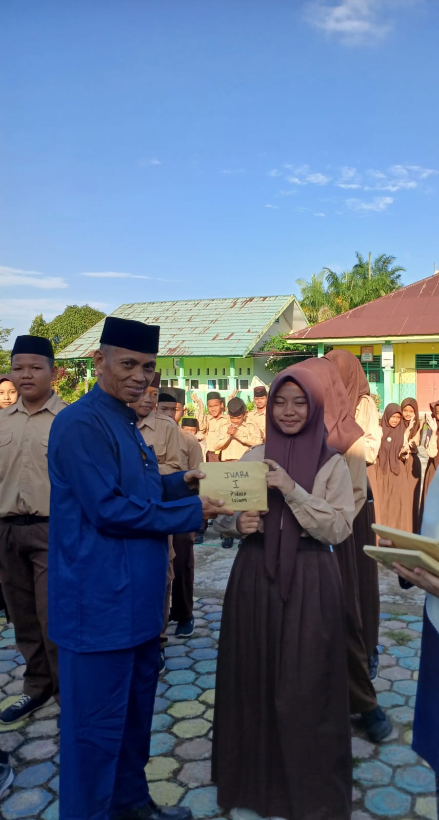 Pengumuman Pemenang Lomba Pidato Islami Clasmetting MTsN 4 BTH Pengumuman Pemenang Lomba Pidato Islami Clasmetting MTsN 4 BTH