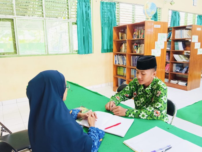 Literasi Rabu: Nurgiono Kupas Buku Qurban dan Aqiqah