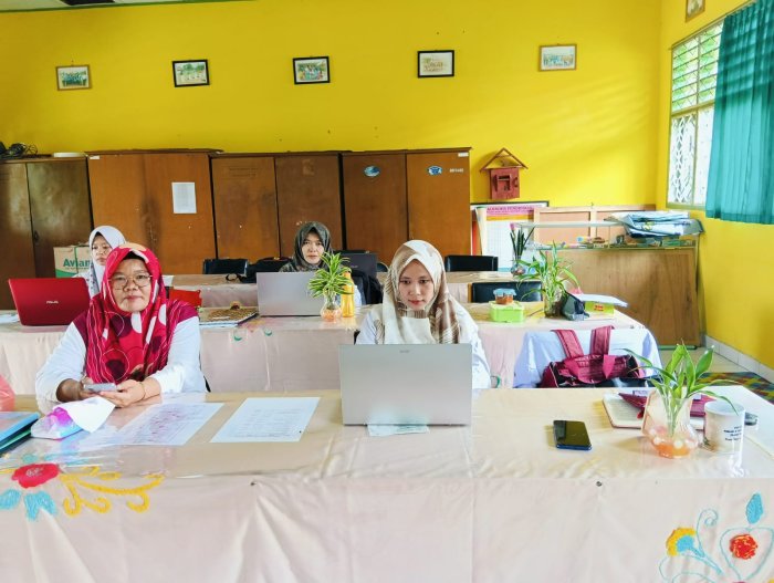 Majelis Guru MTsN 4 Batang Hari Mantapkan Pengolahan Nilai ASAS Ganjil, Siap Sinkron ke RDM