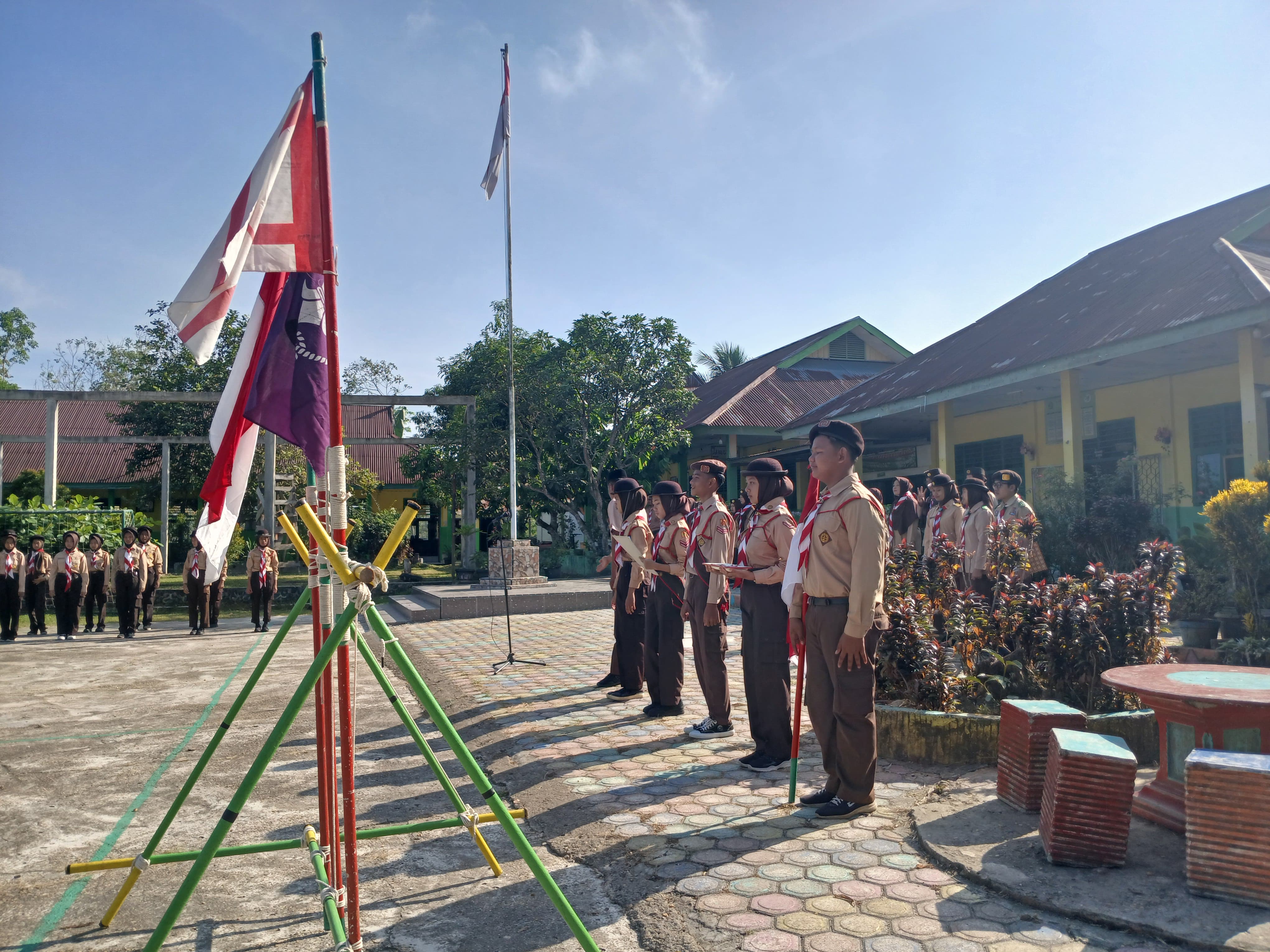 Pelantikan Tingkat Penggalang Gudep 04.115-04.116 Membangun Karakter dan Kepemimpinan Pelantikan Tingkat Penggalang Gudep 04.115-04.116 Membangun Karakter dan Kepemimpinan
