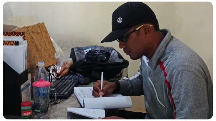 Buku Besar Absensi, Saksi Disiplin Siswa di MTsN 4 Batanghari