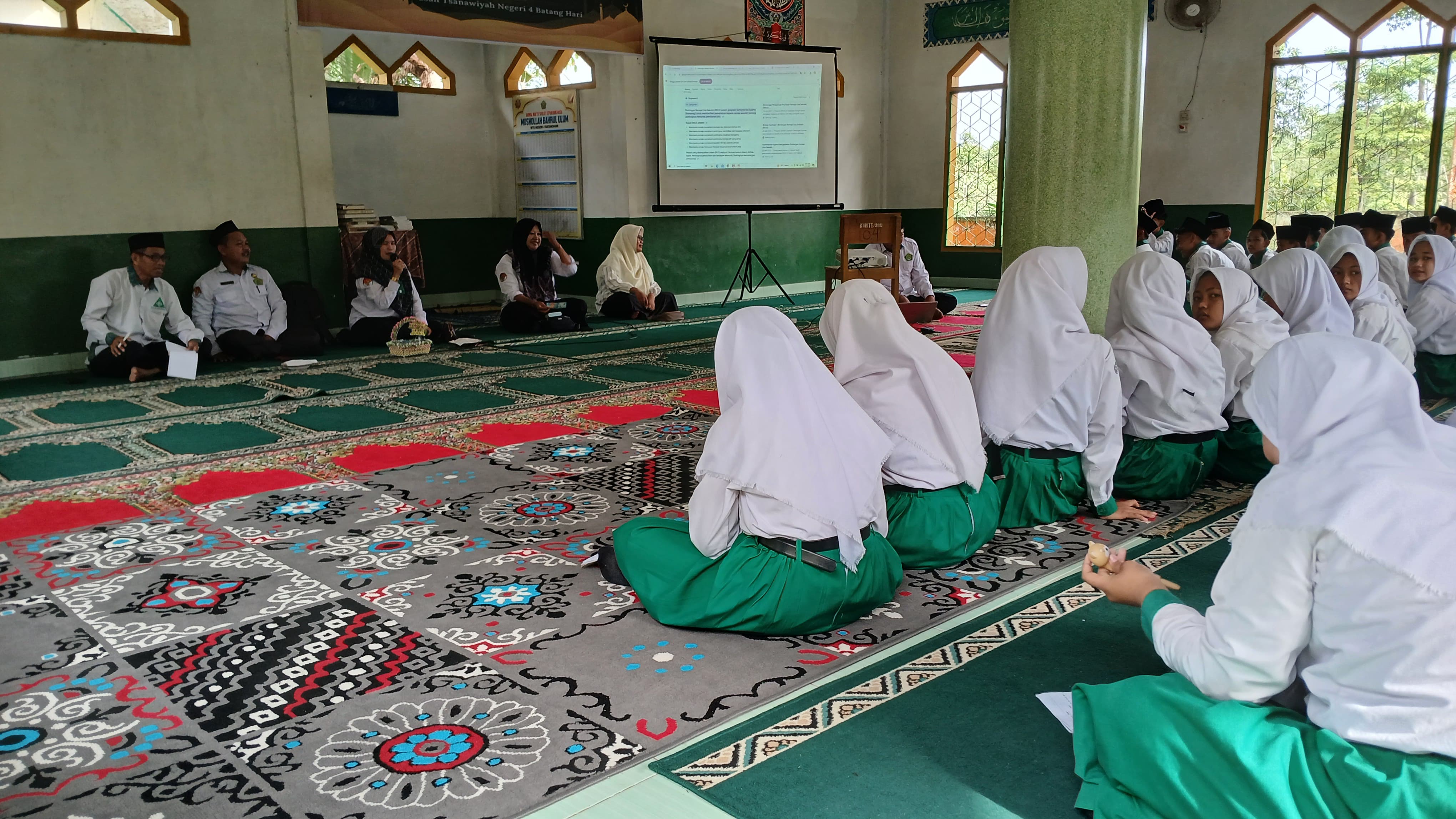 KUA SAPA SEKOLAH : Remaja dan Moderasi beragama