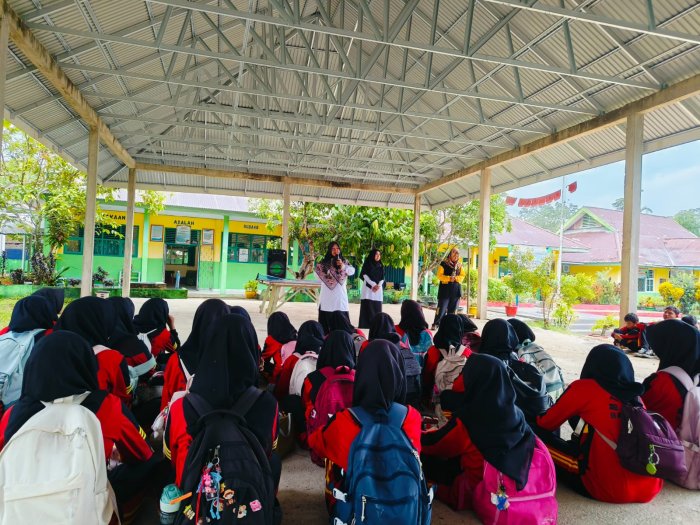 Waka Kurikulum MTsN 4 Batang Hari Sampaikan Materi Kokurikuler tentang Penerapan Panca Cinta