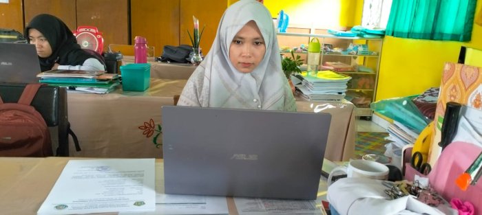 Guru MTsN 4 Batang Hari, Tauhidatul Istiqomah Tuntaskan Ujian Modul Pertama PPG Batch 4 dengan Penuh Dedikasi