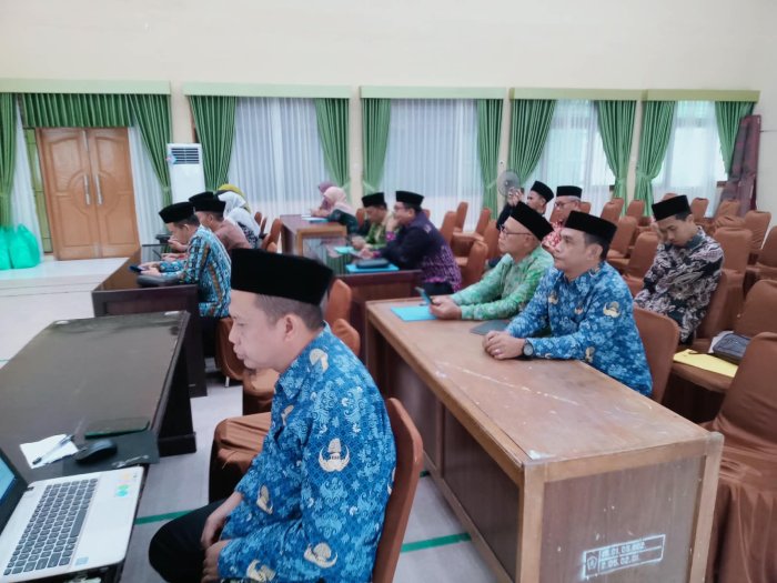 Kepala MTsN 4 Batang Hari Usulkan Digitalisasi Madrasah dalam Rakor Kepala Madrasah Batang Hari