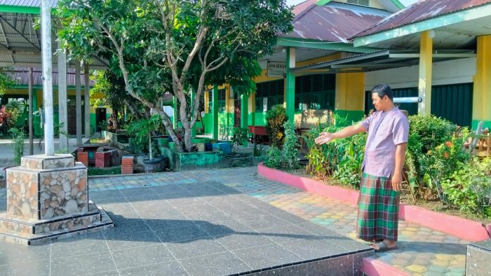 Gunakan Metode Tiang Bendera, MTsN 4 Batang Hari Pastikan Arah Kiblat Presisi Saat Istiwa Azam