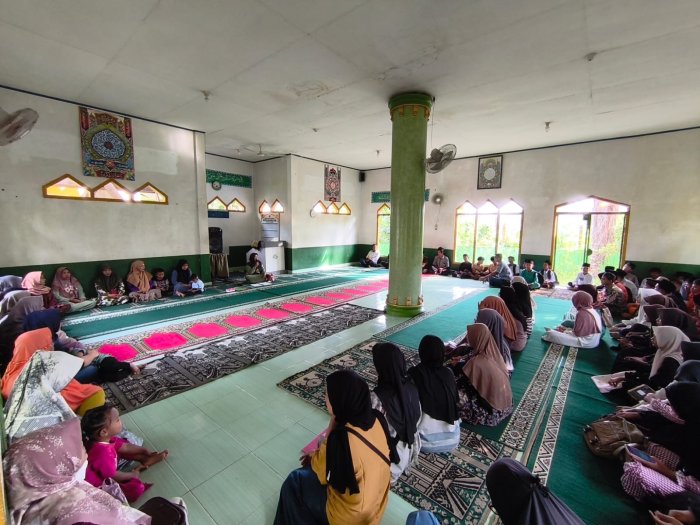 Waka Kesiswaan MTsN 4 Batanghari Sampaikan Tata Tertib Madrasah kepada Calon Murid Baru dan Wali Murid Waka Kesiswaan MTsN 4 Batanghari Sampaikan Tata Tertib Madrasah kepada Calon Murid Baru dan Wali Murid
