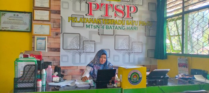 Transformasi Administrasi, Staf TU MTsN 4 Batang Hari Selesaikan Aktivitasi Coretax DJP 2025