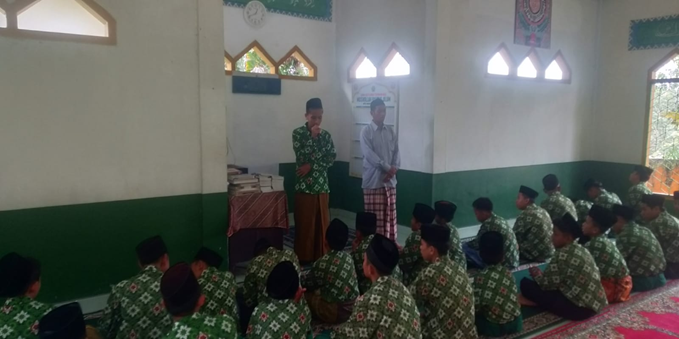 SEMANGAT KOMPETITIP SISWA MTsN 4 BATANG HARI INGIN MENJADI HAFIZ DAN HAFIZAH