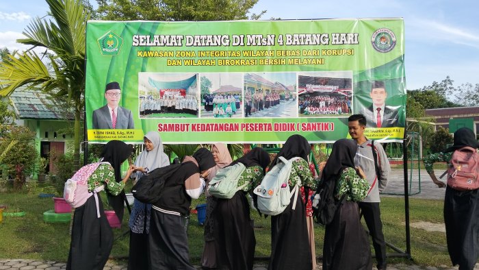 Semangat Membara di Pagi Cerah Semangat Membara di Pagi Cerah