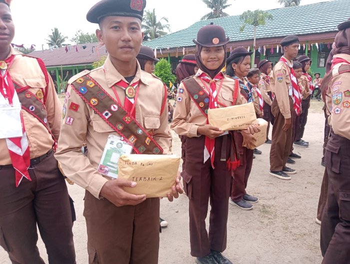 Regu Tulip dan Regu Cobra Raih Juara Terbaik 2 Tenda Terbersih di Jamran Regu Tulip dan Regu Cobra Raih Juara Terbaik 2 Tenda Terbersih di Jamran