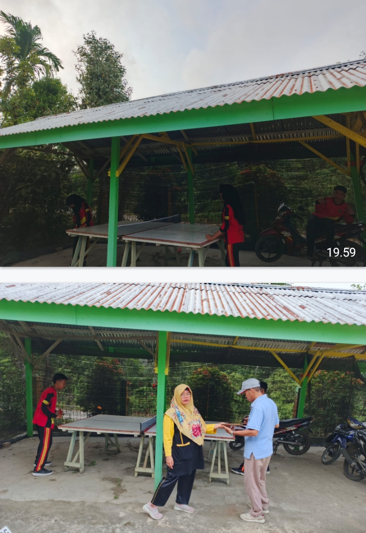 Latihan Tenis Meja yang Terkoordinasi oleh Guru Pembina MTSN 4 Batanghari