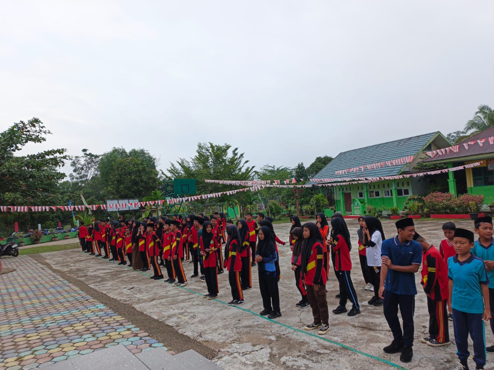 Apel Persiapan Drumband dan LKBB Sambut HUT RI!