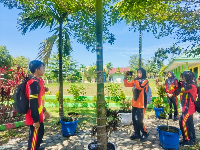 Kelas VIII A MTsN 4 Batang Hari Kreasi Video Projek P5: Wujudkan Kreativitas dan Kolaborasi Siswa