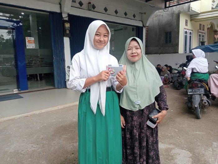 Program Indonesia Pintar Hadir di MTsN 4 Batang Hari, Ringankan Beban Pendidikan Orang Tua