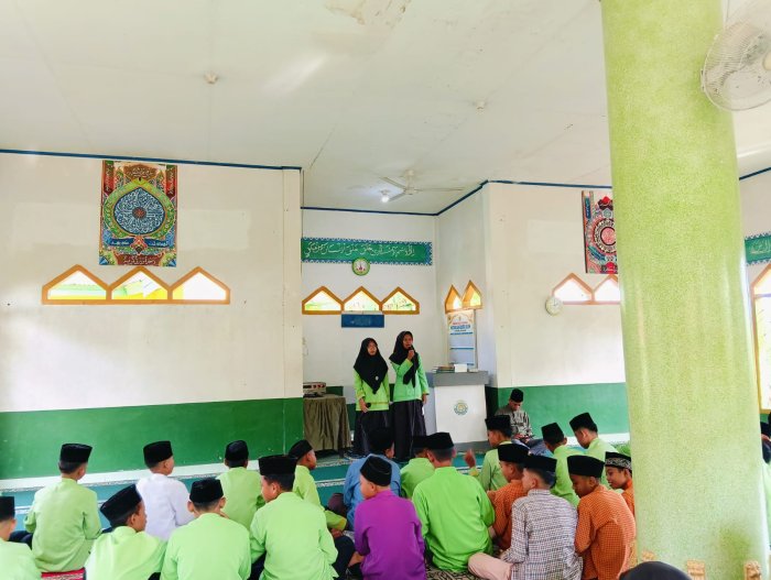 Tema kultum siswa sholat adalah Tiang Agama pada jumat pagi