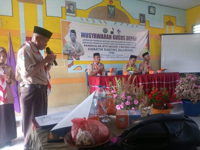 Musyawarah Gugus Depan MTsN 4 Batanghari Berjalan Khidmat, Diakhiri dengan Doa Bersama Musyawarah Gugus Depan MTsN 4 Batanghari Berjalan Khidmat, Diakhiri dengan Doa Bersama
